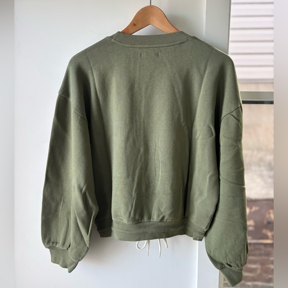 NWT! - Comfy Cropped J Crew Sweatshirt (100% Cotton - Utility/Army Green) - Picture 2 of 9